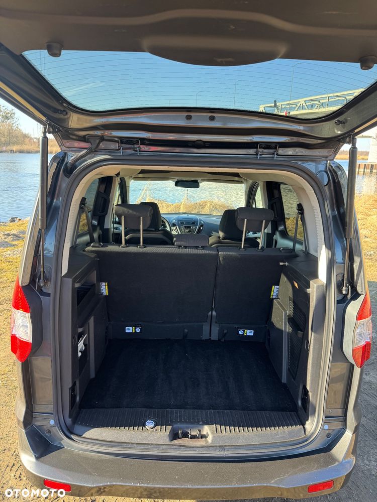 Ford Tourneo Courier 1.5 TDCi Trend - 14