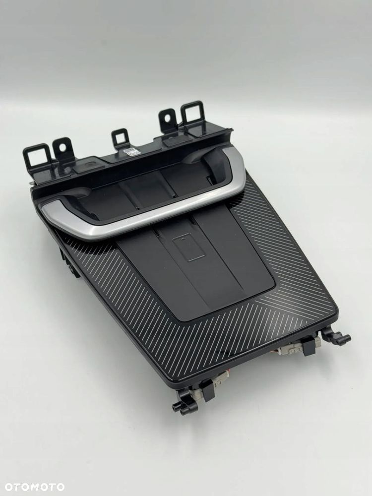 BMW X1 U11 IX1 X2 U10SCHOWEK TUNELU ŁADOWARKA INDUKCYJNA NFC 5A22F51 - 2