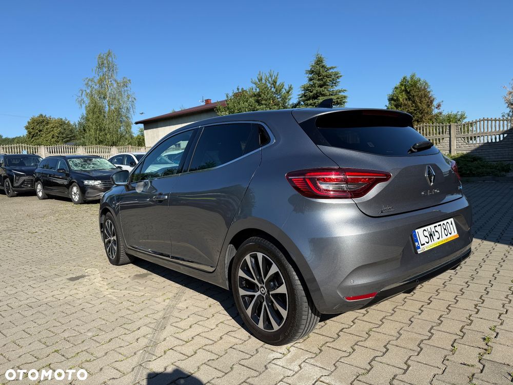 Renault Clio - 11
