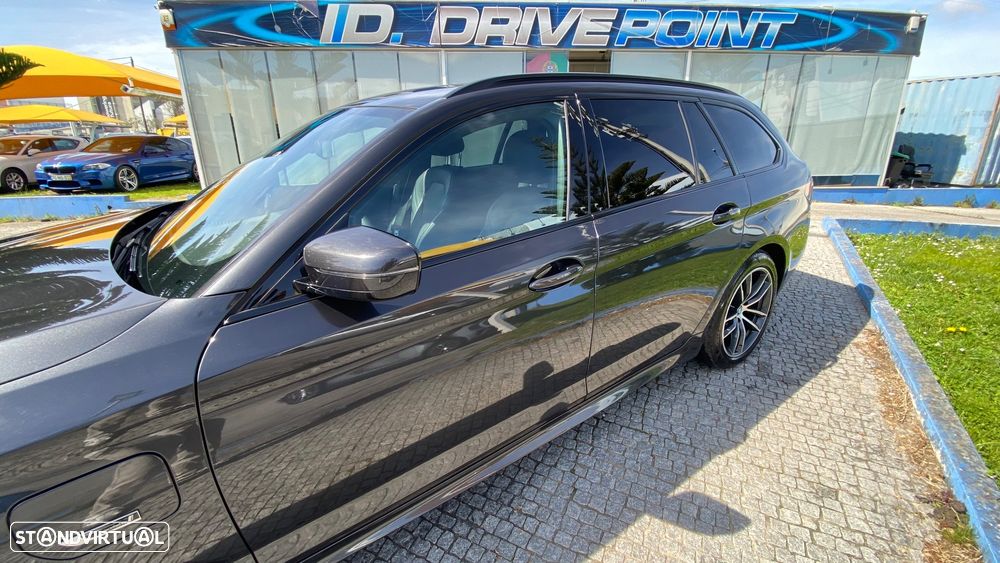 BMW 530 e Pack Desportivo M - 22