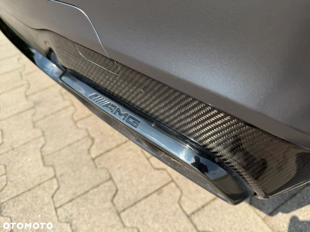 Mercedes-Benz Klasa E AMG 63 S 4Matic+ AMG Speedshift MCT-9G - 17