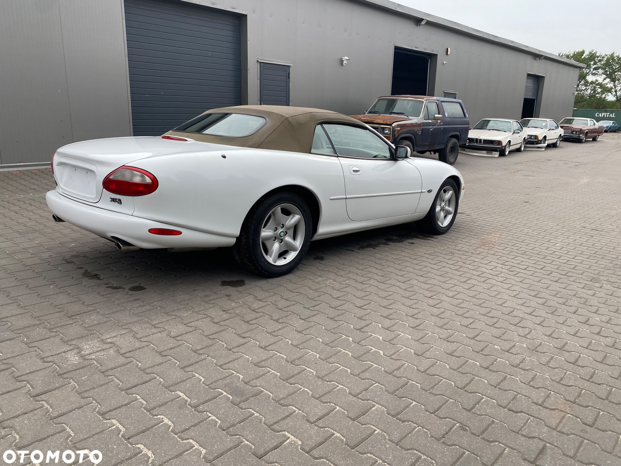 Jaguar XK8 4.2 - 10