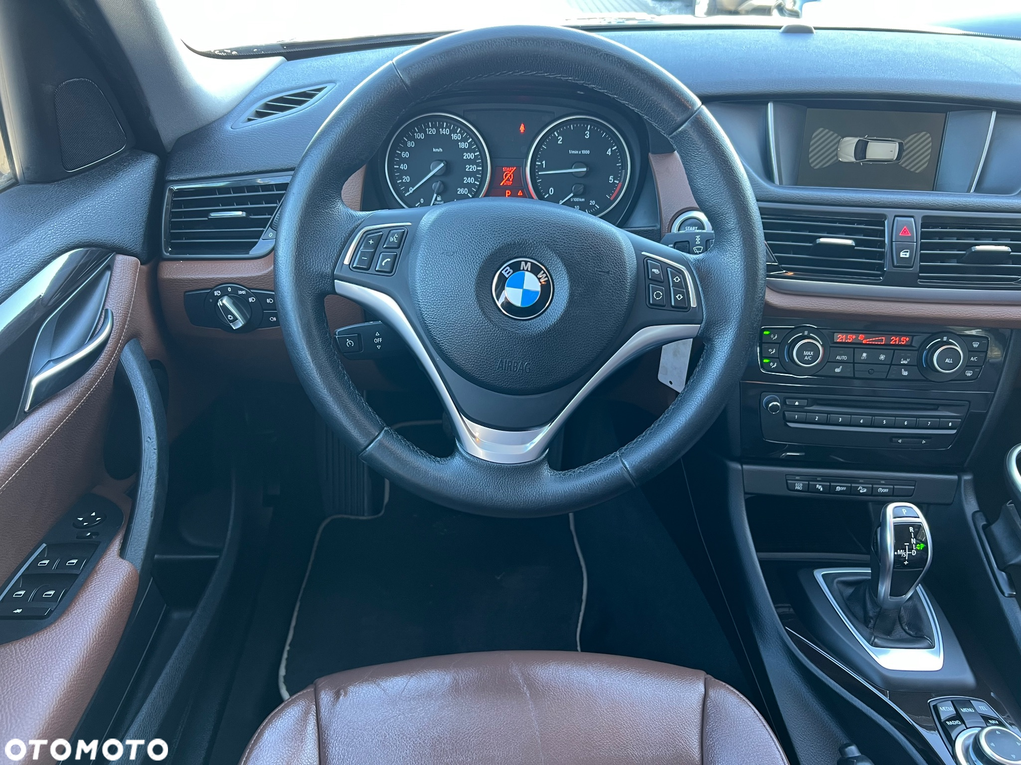 BMW X1 xDrive18d Sport Line - 18