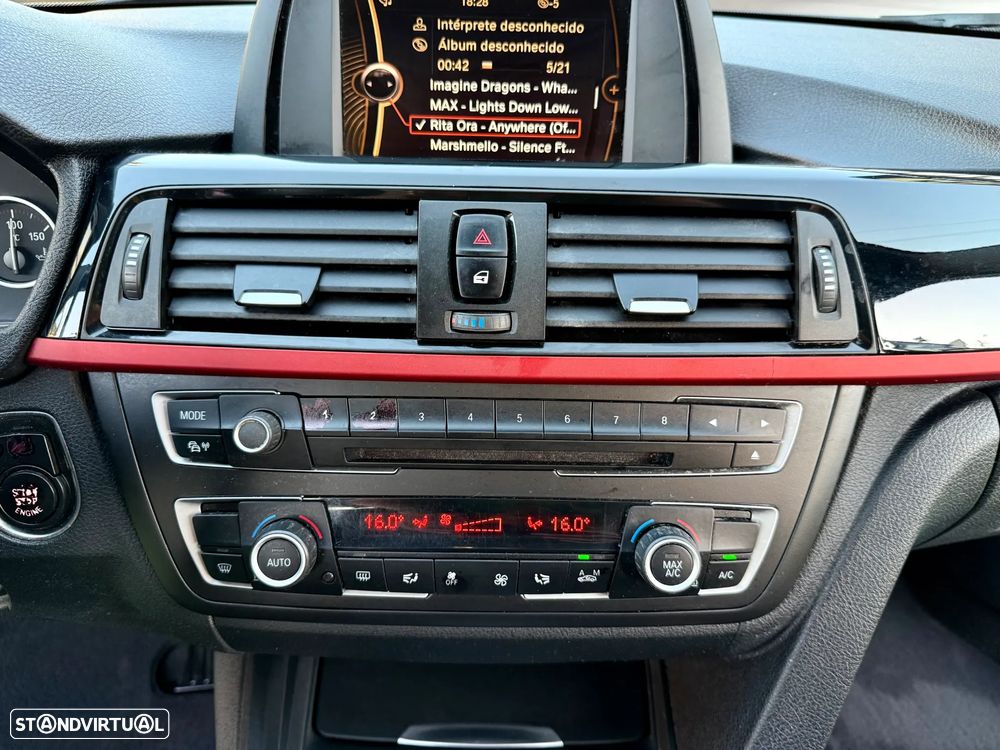 BMW 320 d Auto Line Sport - 36