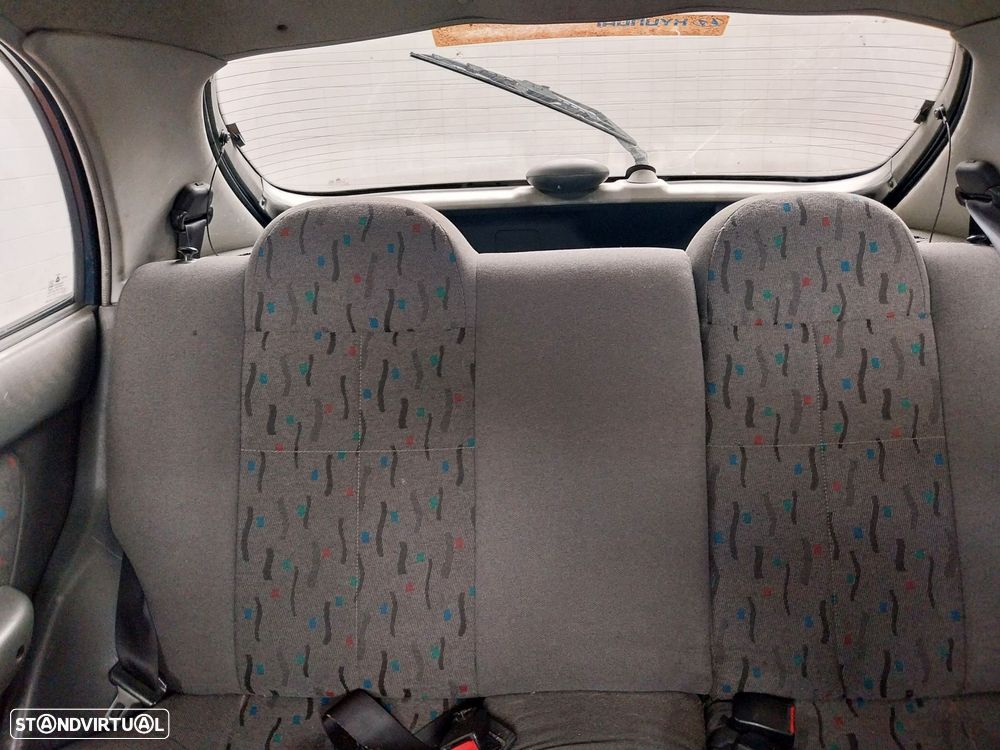 Hyundai Accent 1.3 GLS - 4