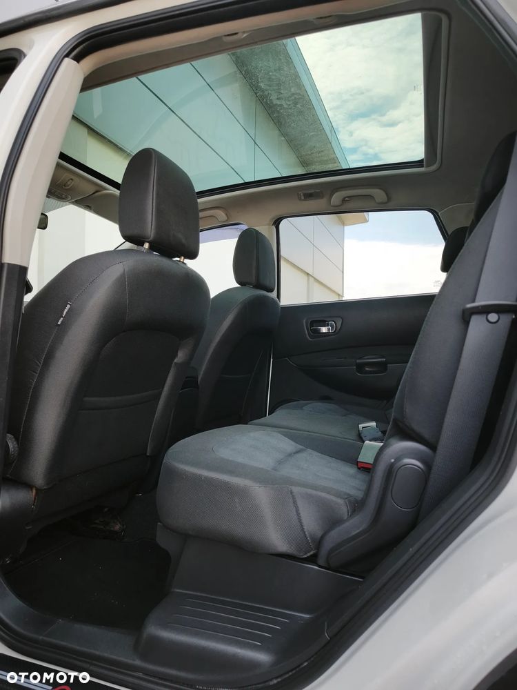 Nissan Qashqai+2 2.0 Acenta - 11