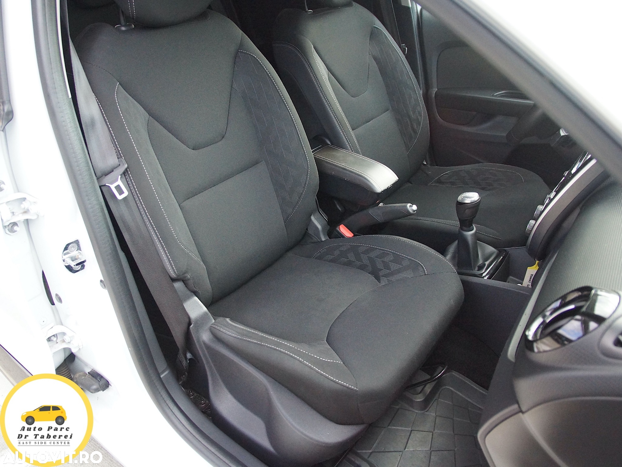Renault Clio ENERGY TCe 90 Start & Stop LIMITED 2018 - 23
