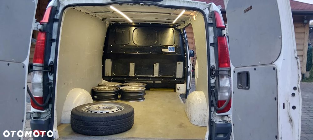 Mercedes-Benz VITO - 29