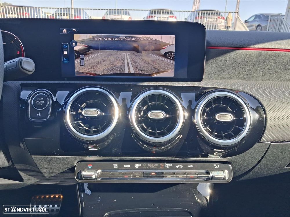 Mercedes-Benz A 180 d - 18