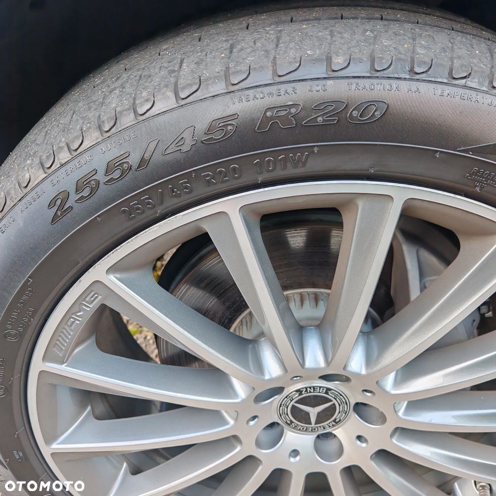 Mercedes-Benz GLC - 15