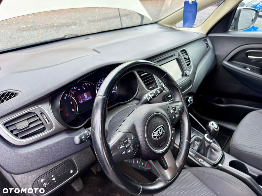 Kia Carens 1.7 CRDi XL 7os - 13