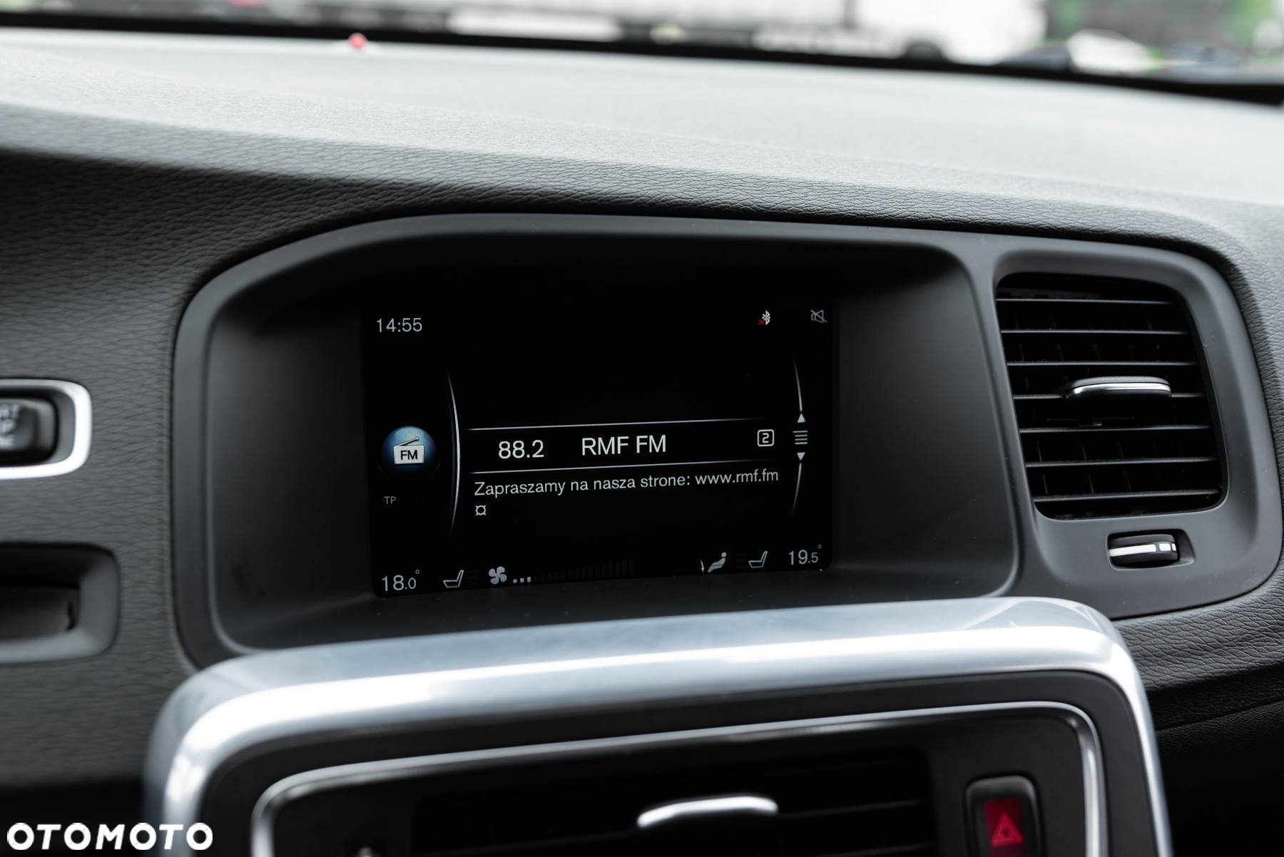 Volvo V60 D4 Geartronic Summum - 32