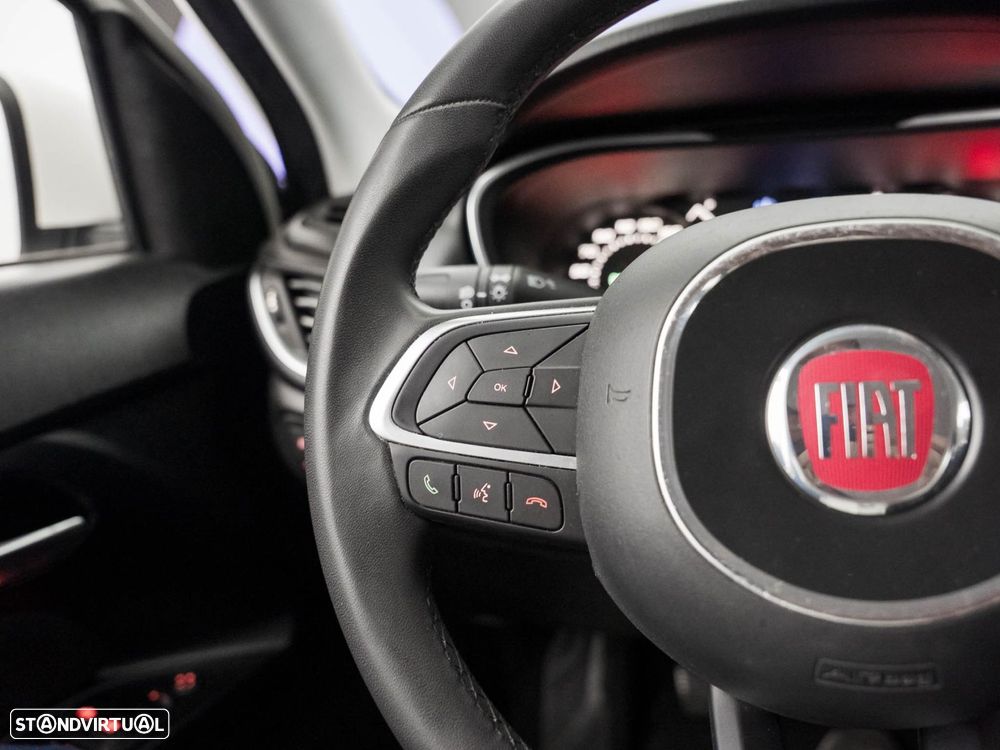 Fiat Tipo Station Wagon 1.3 M-Jet Lounge - 18