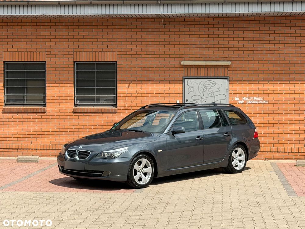 BMW Seria 5 - 30