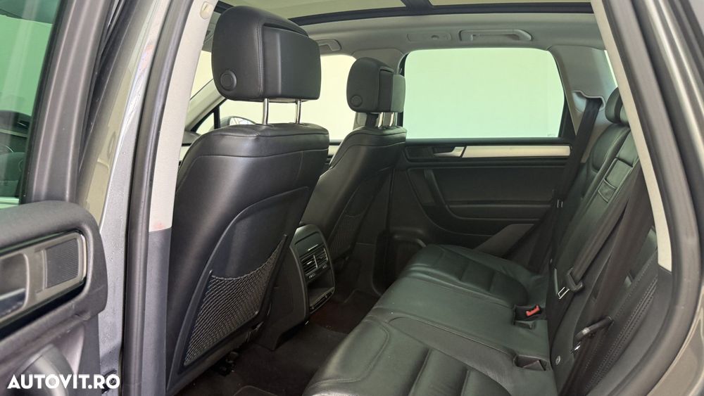 Volkswagen Touareg - 9