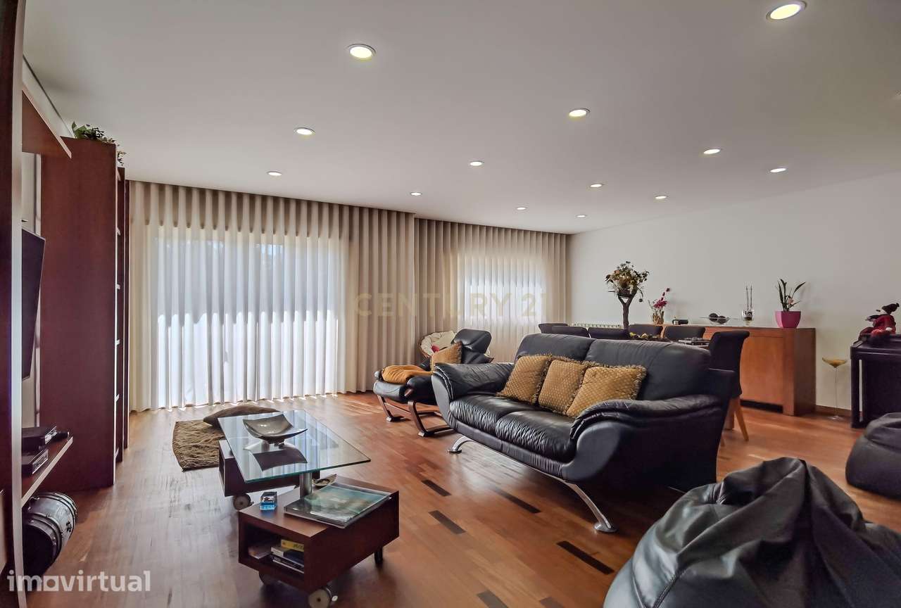 Apartamento T4 Duplex 258m² Maia - Grande imagem: 3/59