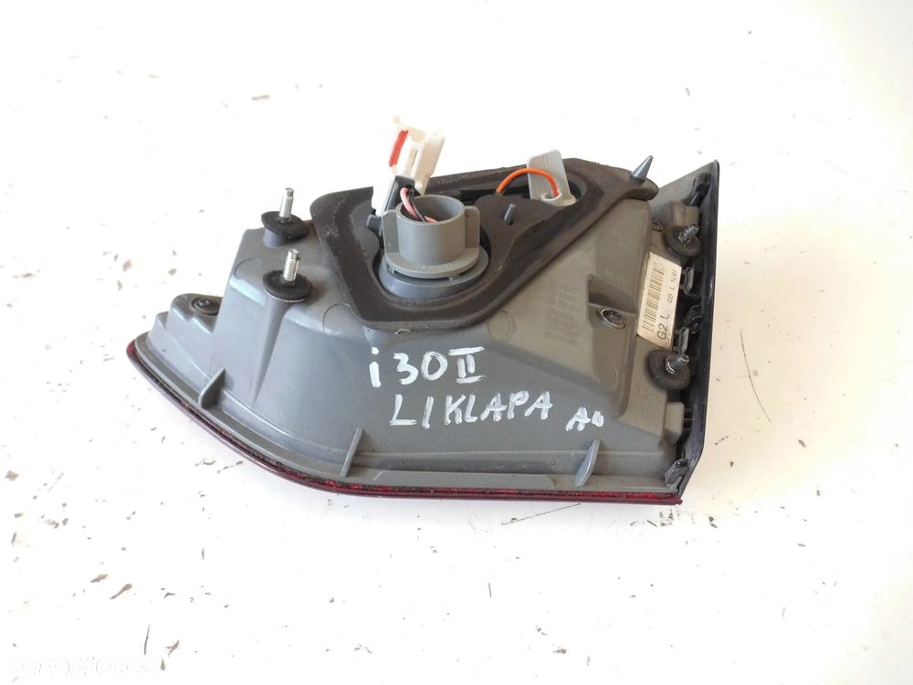 LAMPA W KLAPĘ HYUNDAI I30 II HATCHBACK LEWA TYLNA ORYGINAŁ - 6