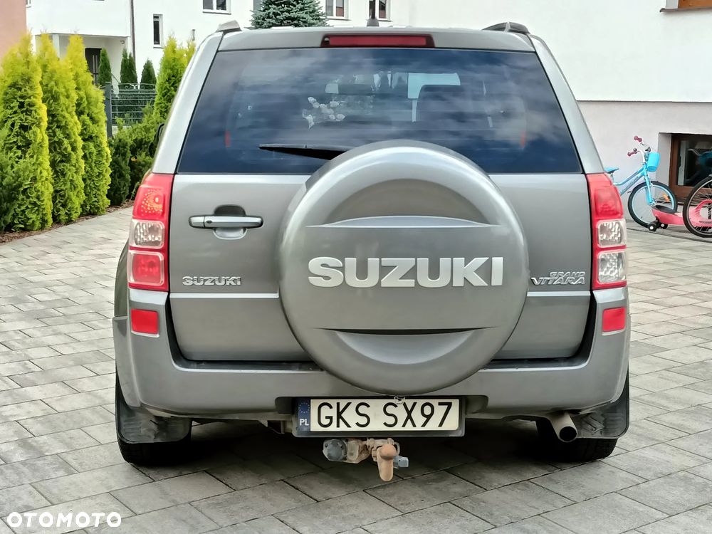 Suzuki Grand Vitara 2.0 De luxe - 7