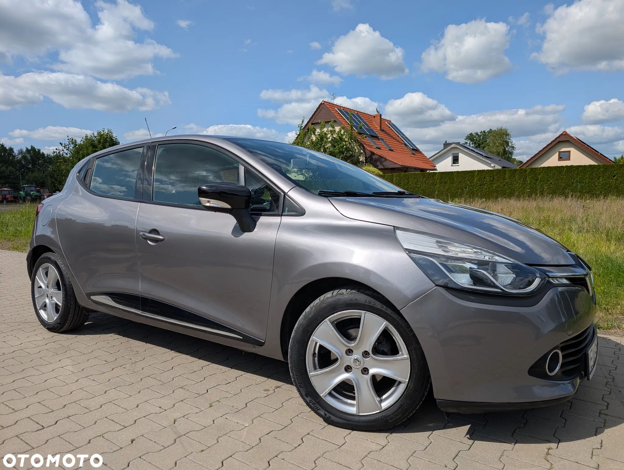 Renault Clio 1.2 16V Zen - 1