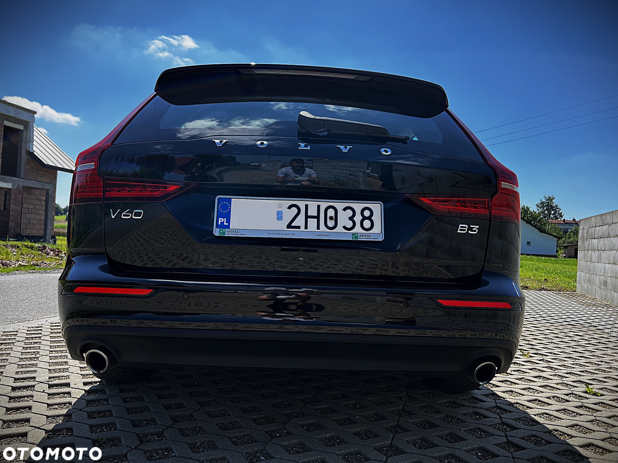 Volvo V60 B3 B Momentum Pro - 3