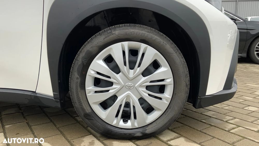 Toyota Aygo X 1.5l HEV 116CP Active - 27