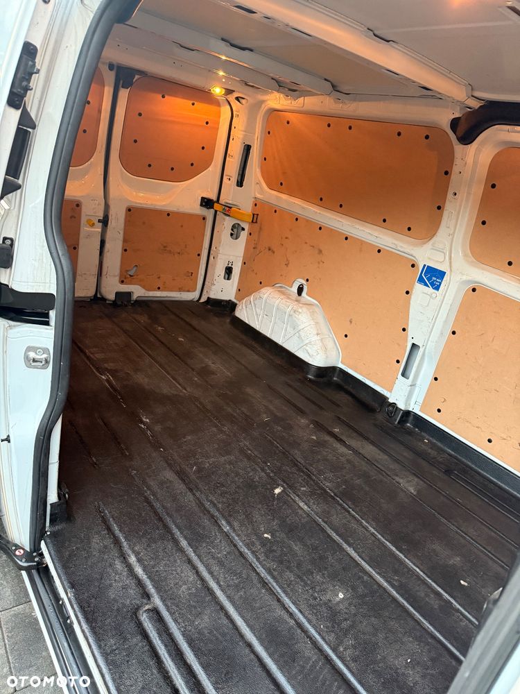 Ford Transit Custom - 12