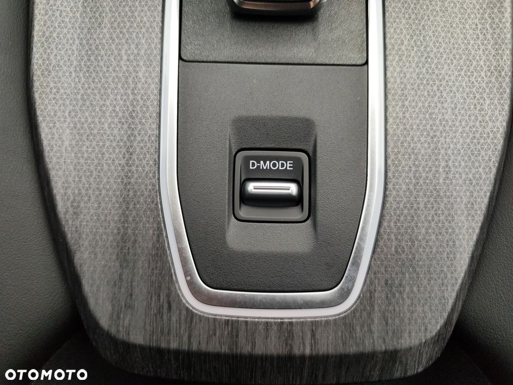 Nissan Qashqai 1.3 DIG-T MHEV Tekna Xtronic - 26