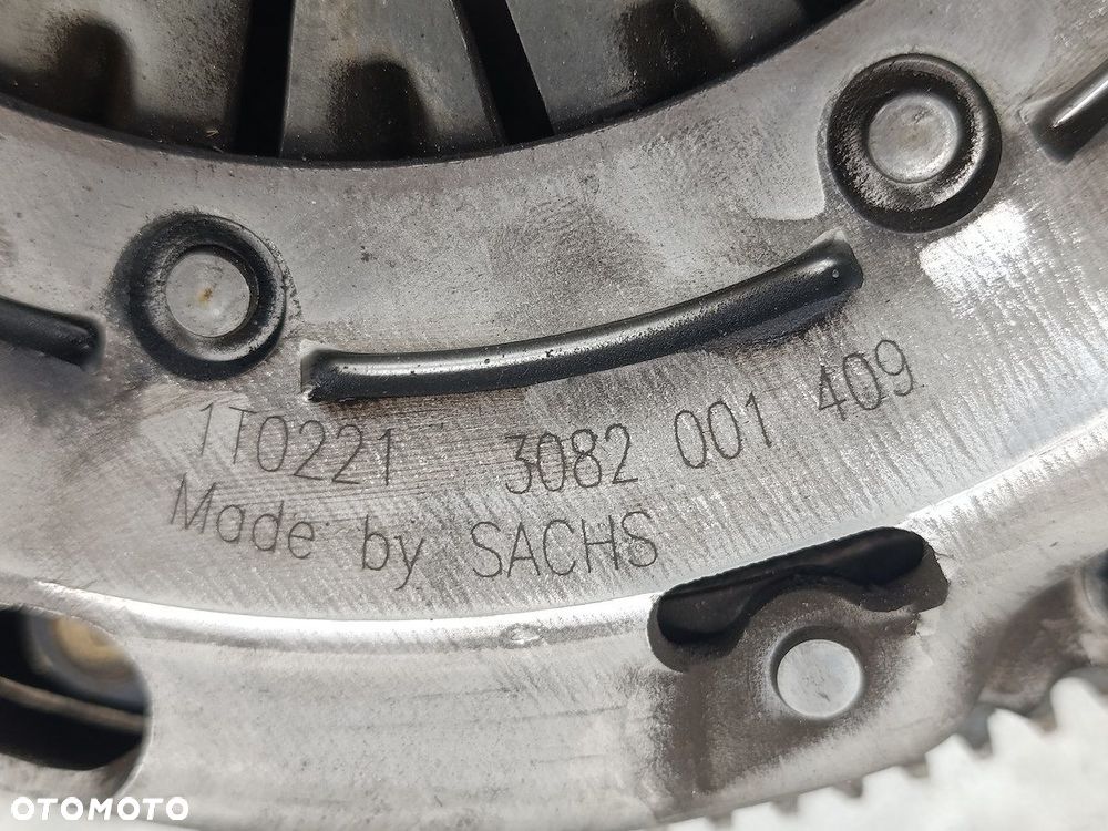 KOŁO DWUMASOWE KOMPLETNE VW TOURAN I 3082001409  1864001694 SACHS 1.9 TDI - 8