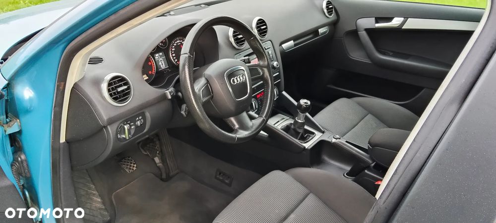 Audi A3 2.0 TDI DPF Quattro Ambition - 9