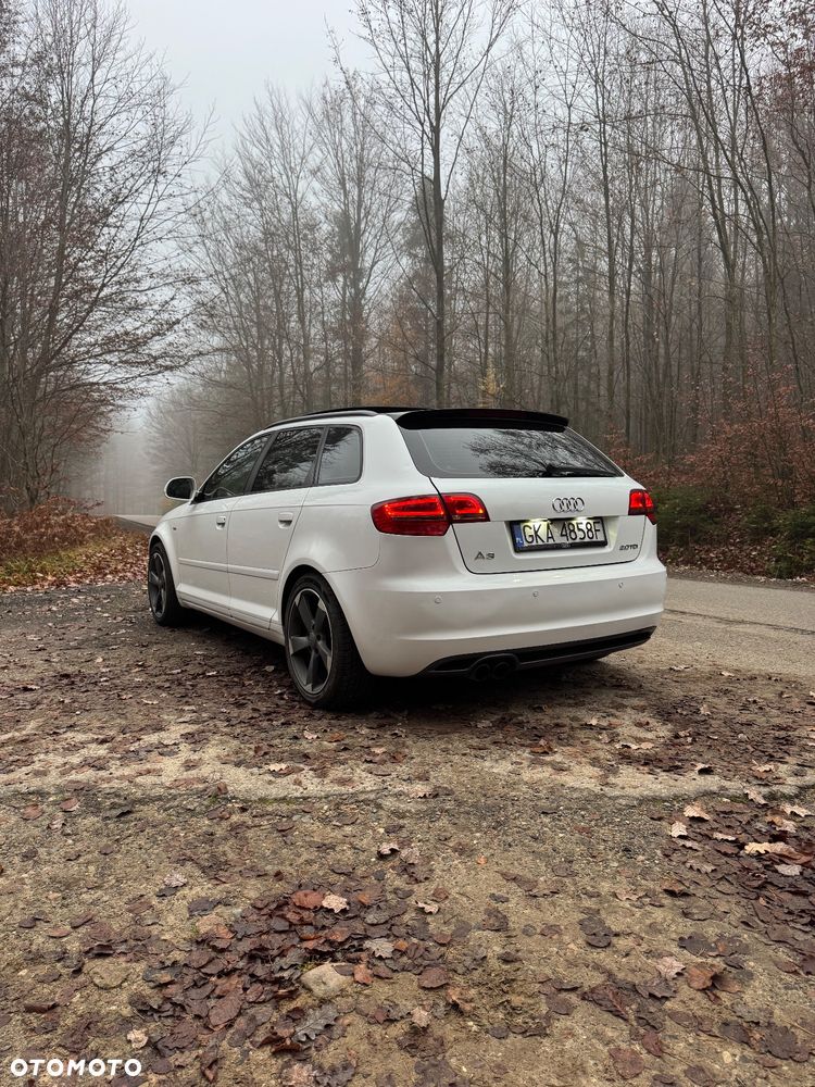 Audi A3 Sportback - 4