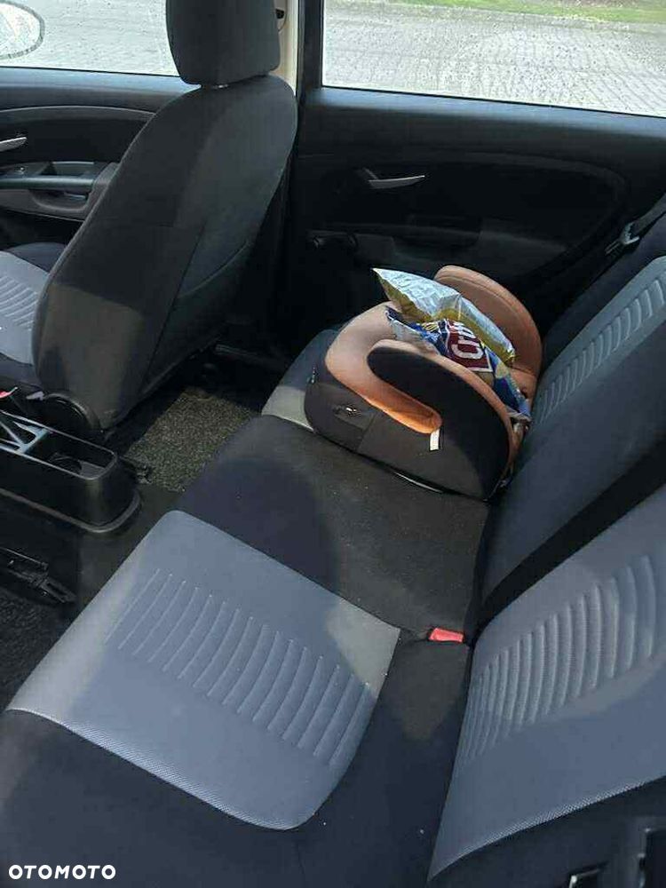 Fiat Punto 1.3 Multijet - 5