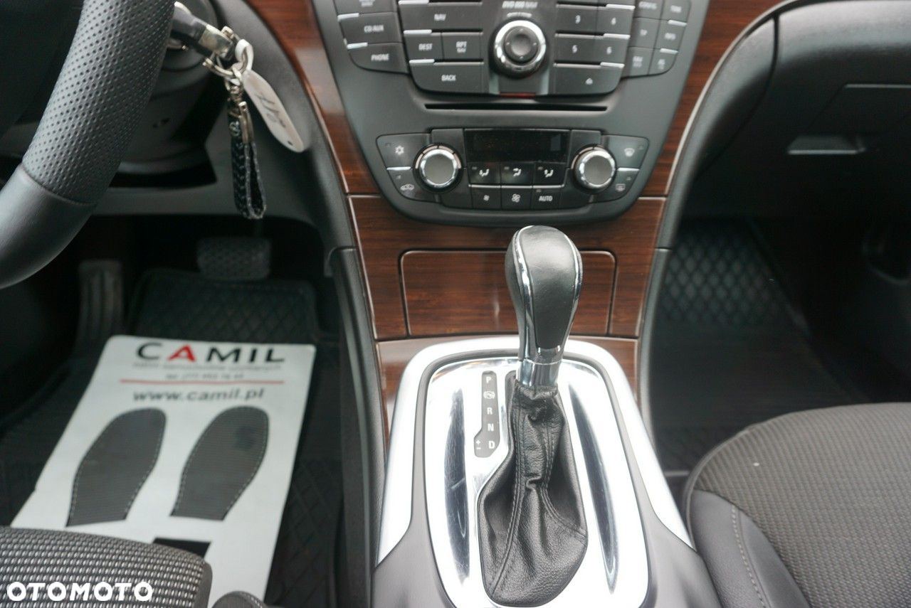 Opel Insignia - 20