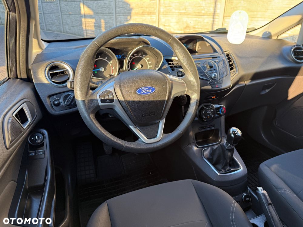 Ford Fiesta - 19