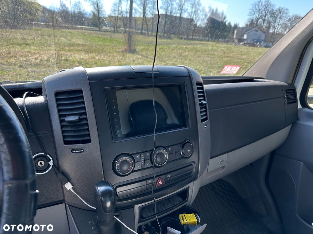 Mercedes-Benz 906 - 3