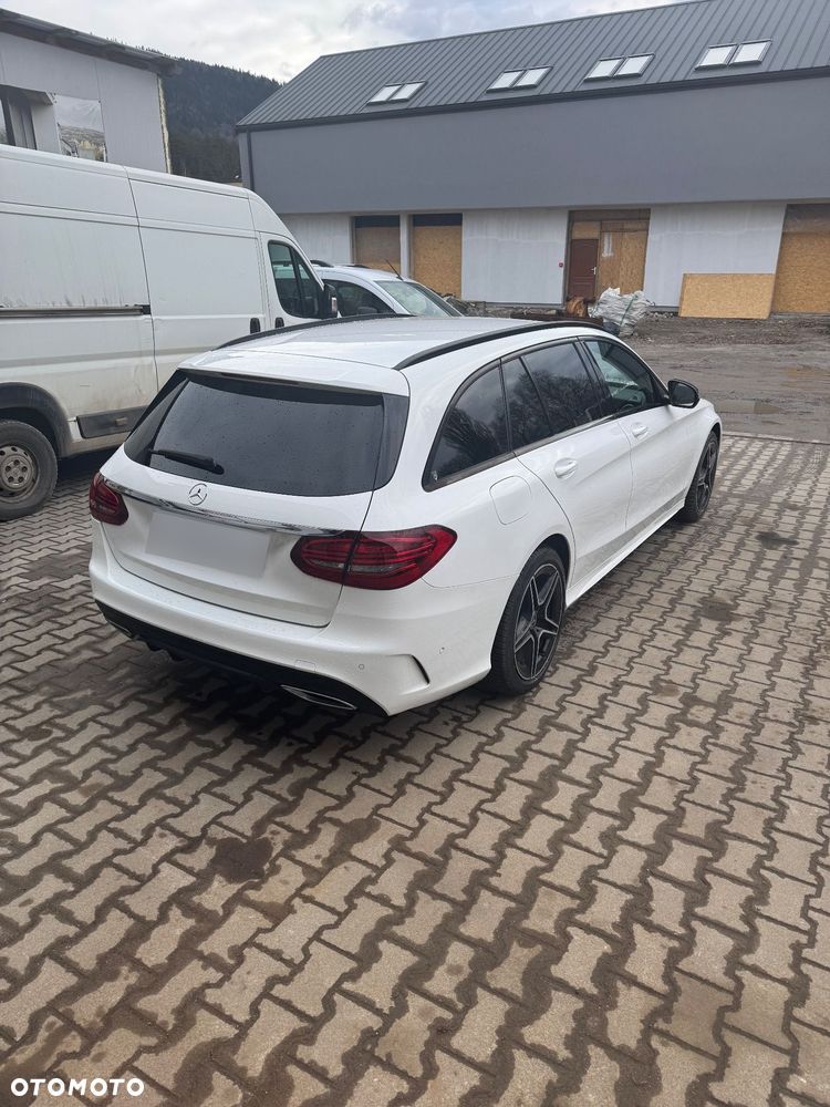 Mercedes-Benz Klasa C 220 d 4MATIC 9G-TRONIC - 9