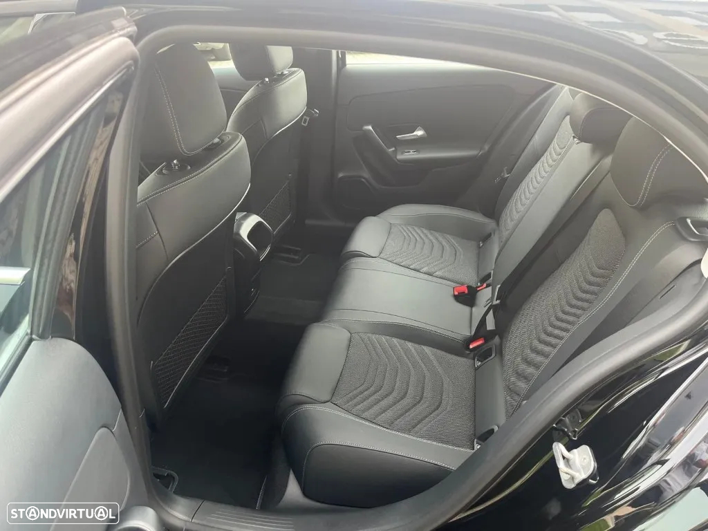 Mercedes-Benz A 250 e - 5
