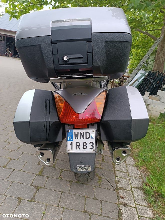 Honda ST - 7