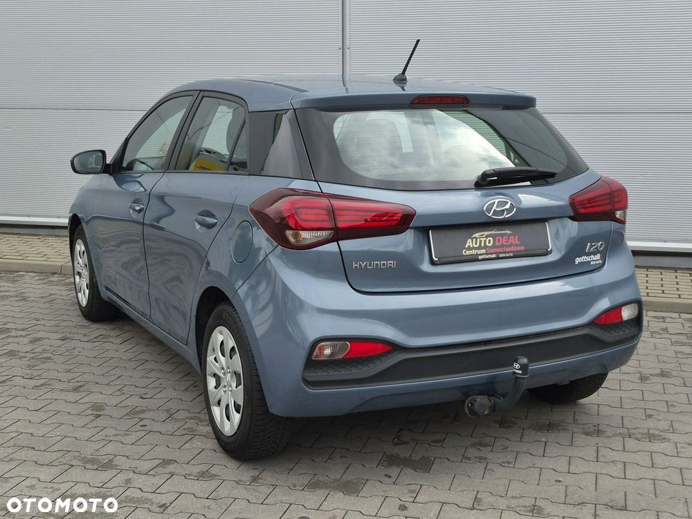 Hyundai i20 - 12