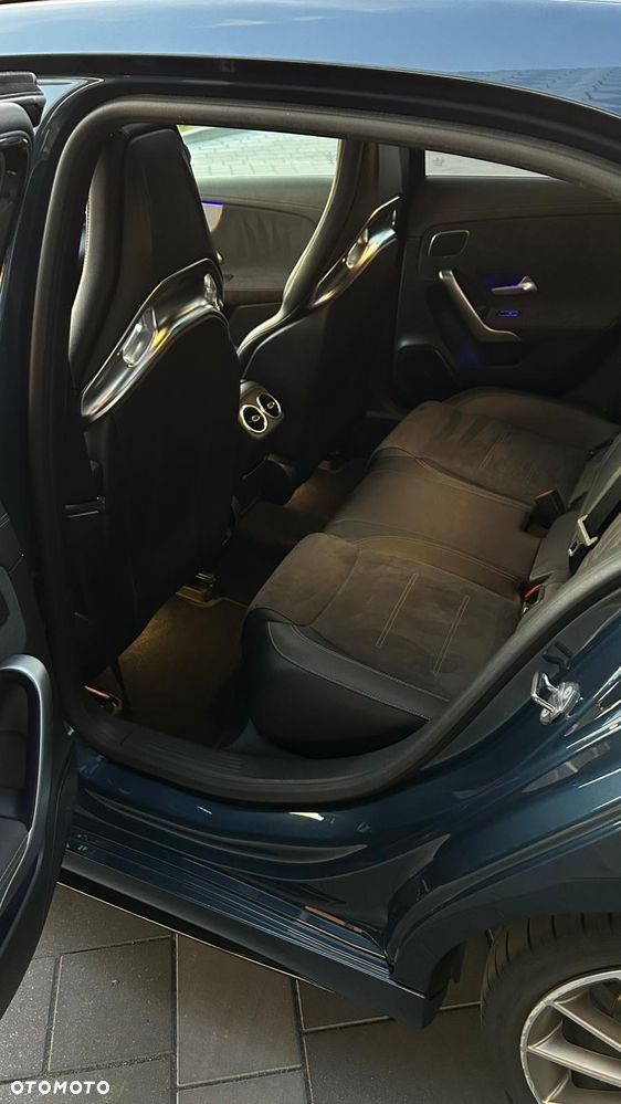 Mercedes-Benz Klasa A 35 AMG 4-Matic 7G-DCT - 18