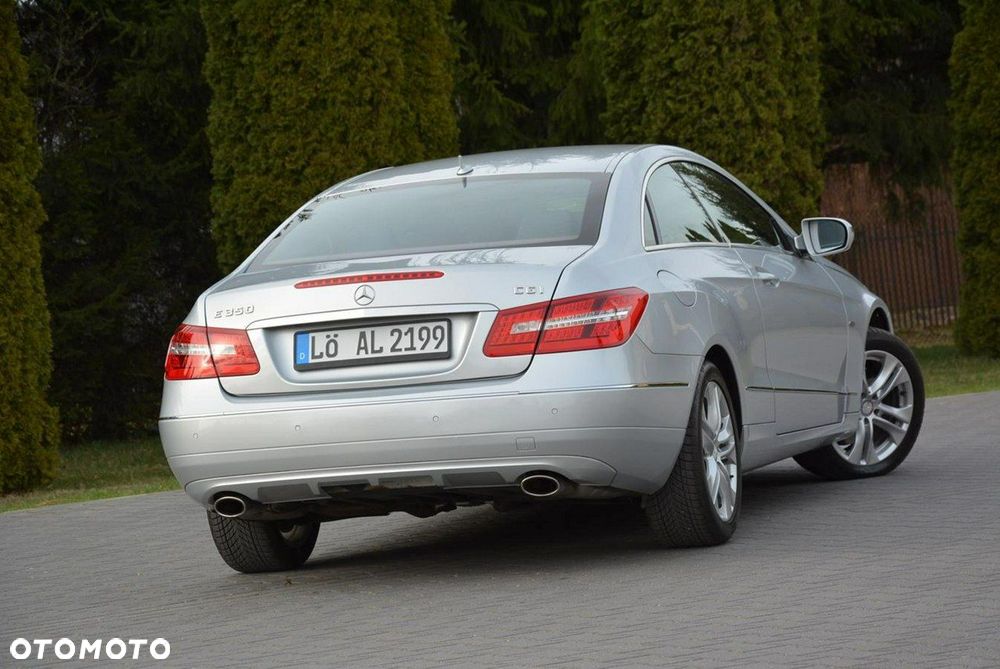Mercedes-Benz Klasa E 350 CGI BlueEffICIENCY - 13