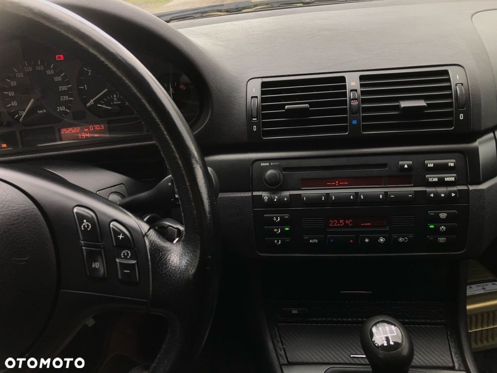 BMW Seria 3 318i - 11