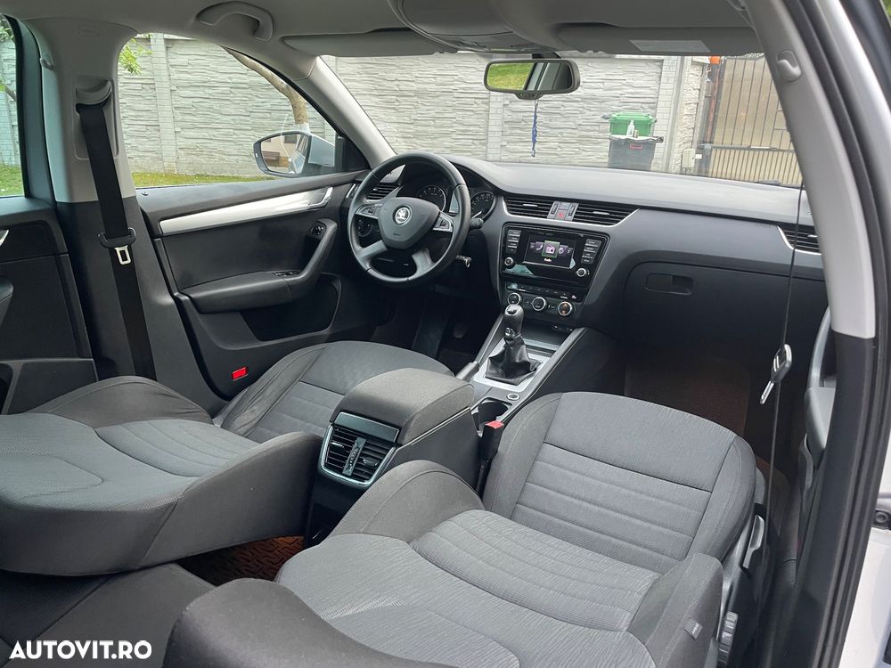 Skoda Octavia - 21