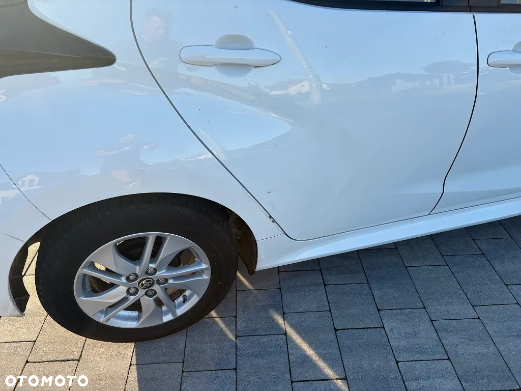 Toyota Yaris 1.5 Comfort - 10