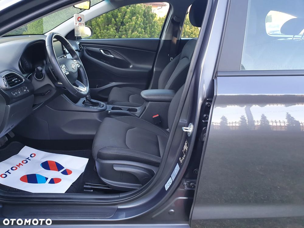 Hyundai i30 1.4 T-GDI DCT Premium - 12
