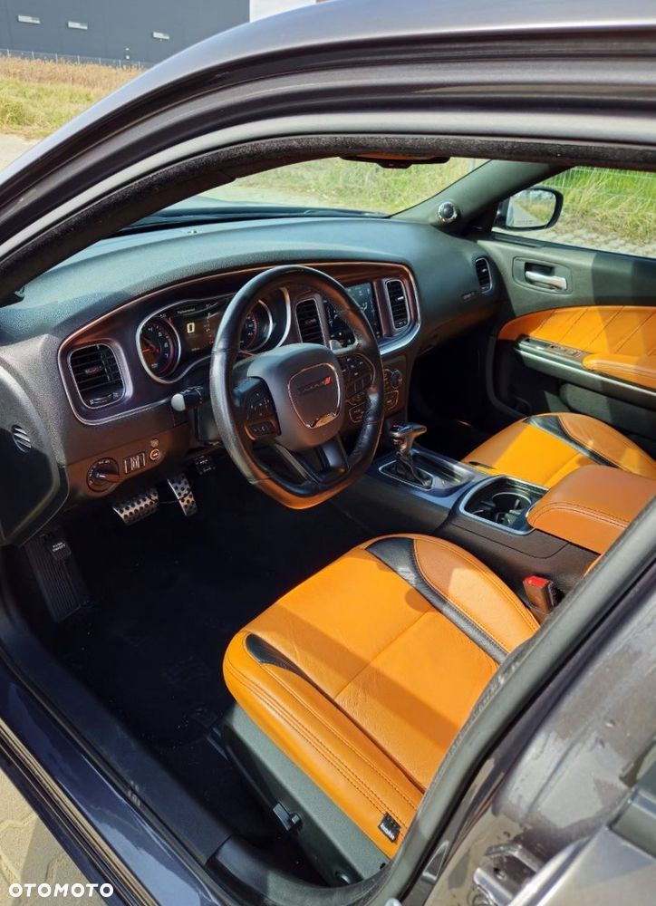 Dodge Charger 6.4 Scat Pack - 15