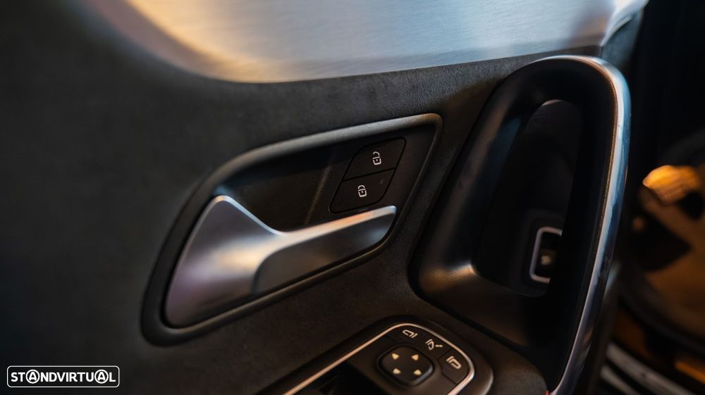 Mercedes-Benz CLA 180 d 7G-DCT AMG Line - 16