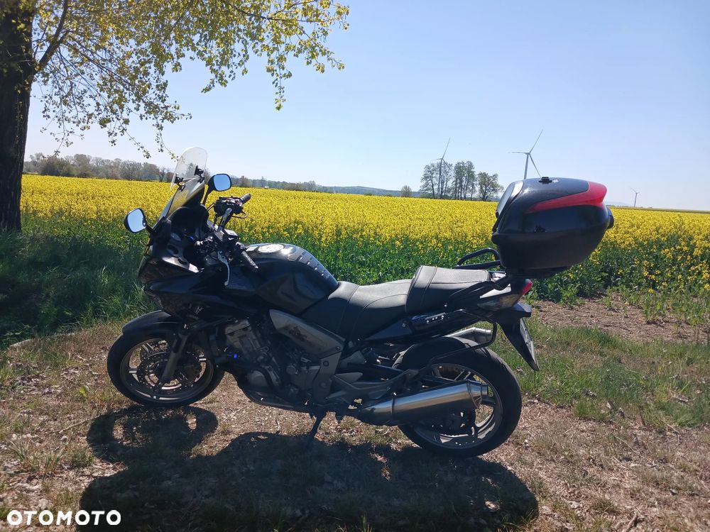 Honda CBF - 10