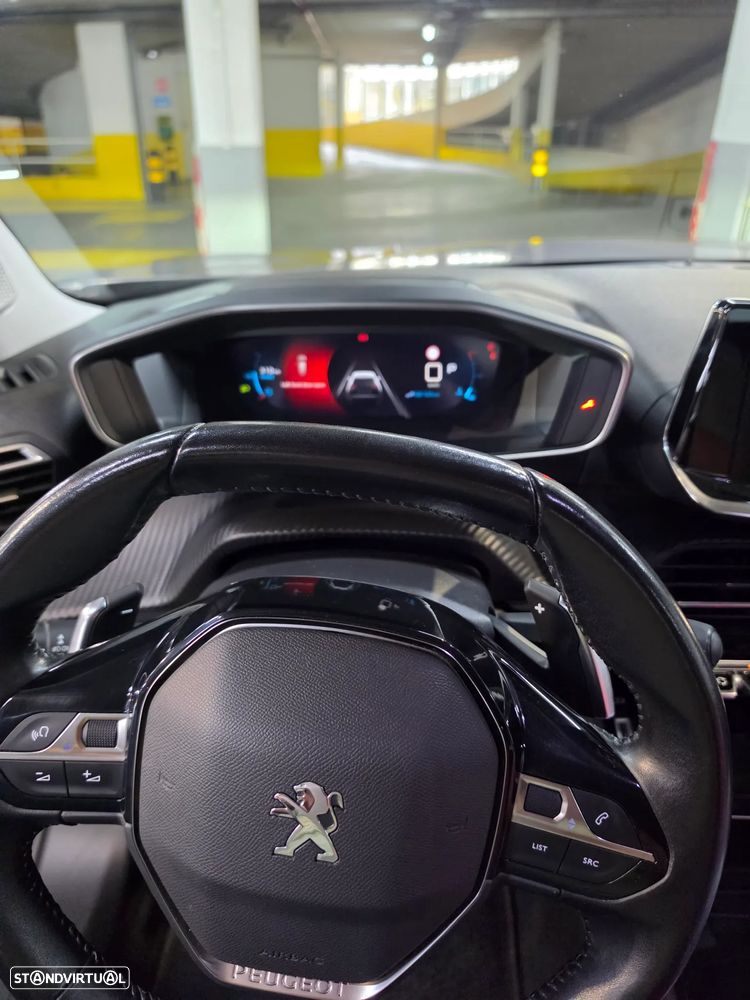 Peugeot 2008 PureTech 130 EAT8 Allure - 5