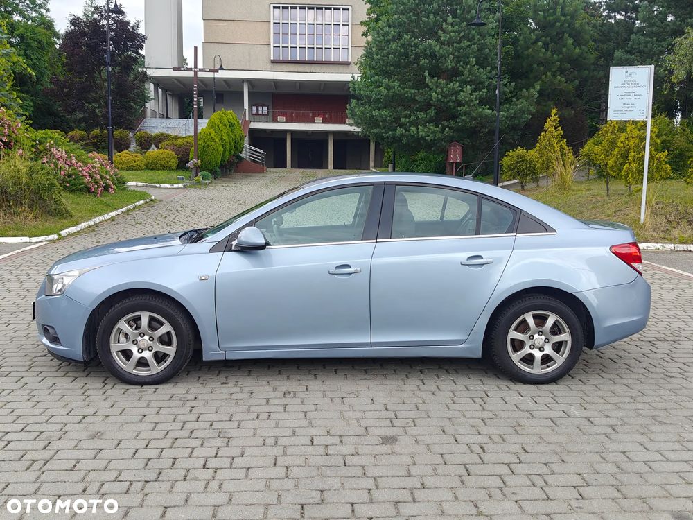 Chevrolet Cruze 2.0 LS - 6