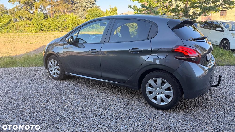Peugeot 208 1.6 BlueHDi Allure S&S - 3